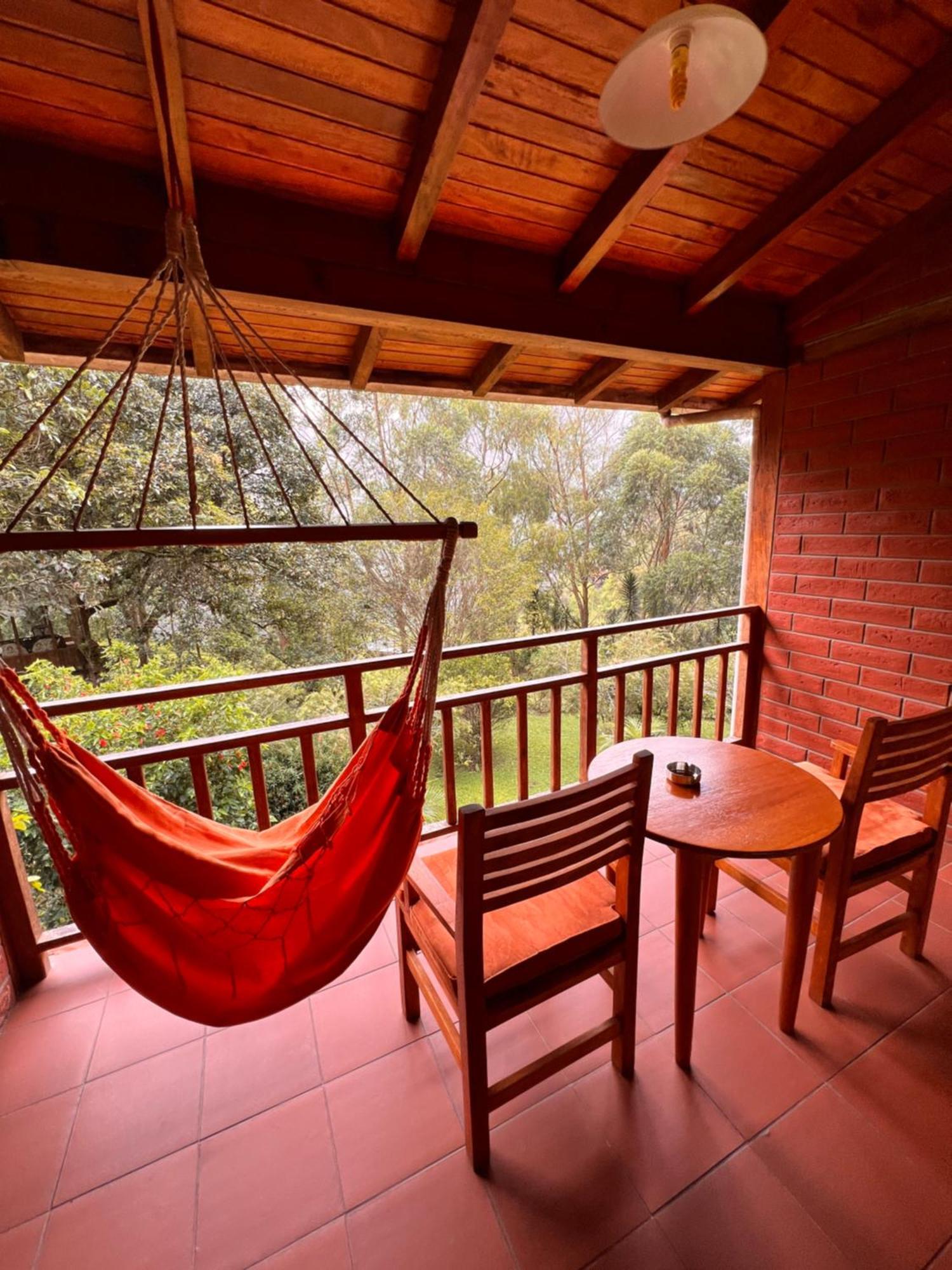 Mama Tungu Hostel บาญอส ภายนอก รูปภาพ